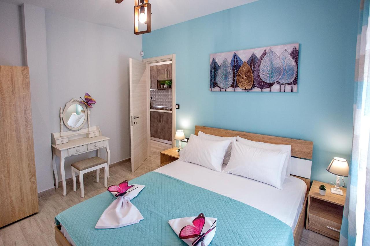 Happy Mini Suites Nea Peramos  Exterior photo